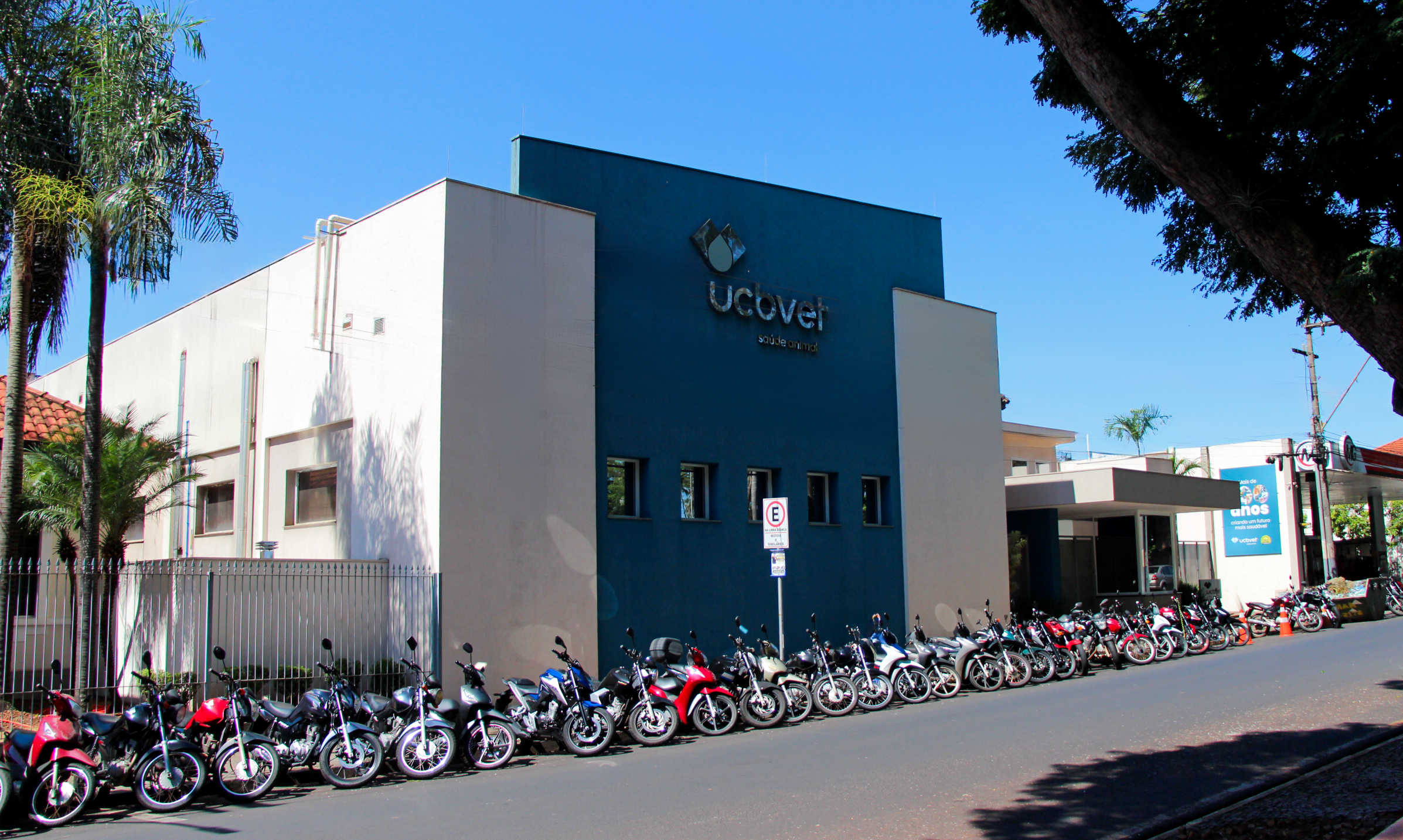 fachada-ucbvet.png